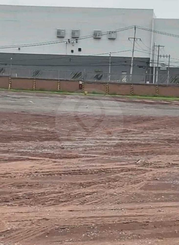 Terreno Renta 15,000 M2 Av La Llave Esq. C. Incalpa Guadalajara Jalisco