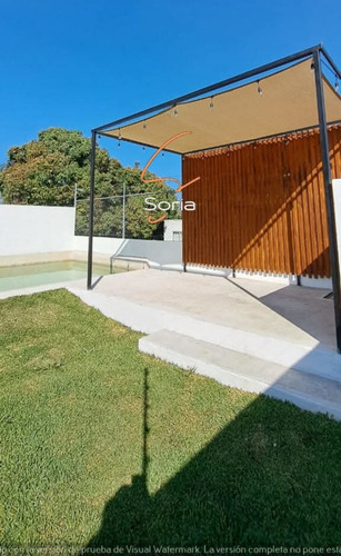 Casa En Oaxtepec Morelos, Lujosa Amplio Jardín