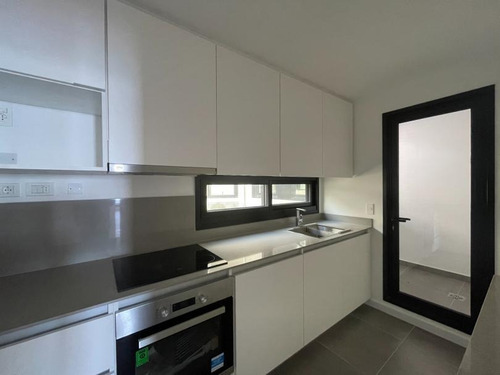 Imagen 9 de 15 de Excelente Apartamento 3 Dormitorios Con Vista A La Rambla De Malvín - Lyra #801