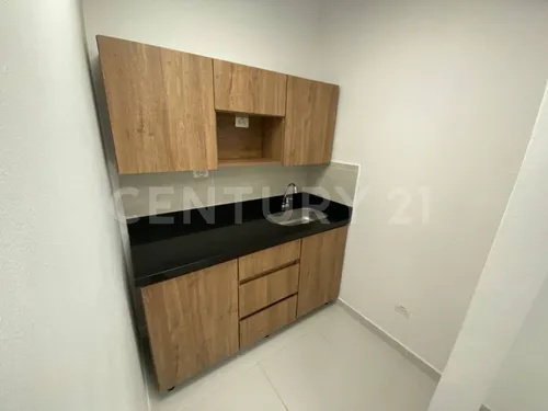 Arriendo Oficina En El Poblado, Vía Las Palmas