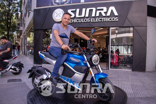Imagen 7 de 25 de Moto Eléctrica Sunra Super Miku / No Soco Kymco Lucky / A