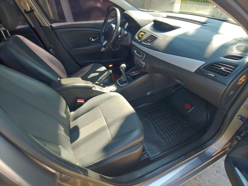 Renault Mégane III 2.0 Luxe Ph2