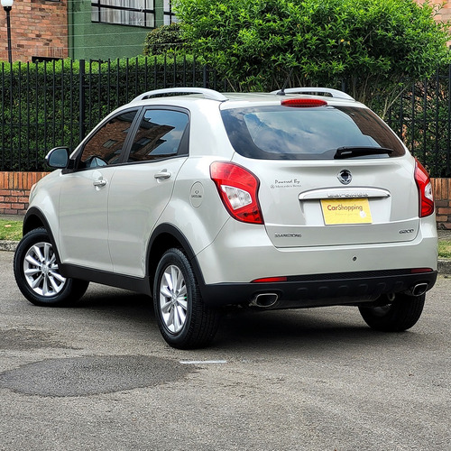 Ssangyong Korando 2.0 Gasolina Aut 4x2 Verla Es Comprarla