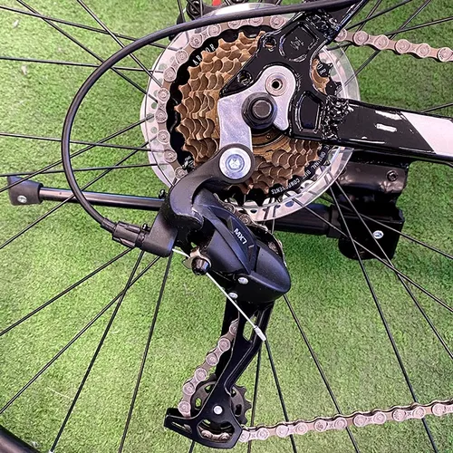 Novogar - 🤩APROVECHÁ ESTA INCREÍBLE OFERTA POR TIEMPO LIMITADO🤩 Bicicleta  MTB Rodado 29 Cuadro Aluminio Con Suspensión Negro/Celeste Talle L  Guardabarros Y Cantimplora ARMOR en 1 pago 💳 de $34.999 Compralo desde