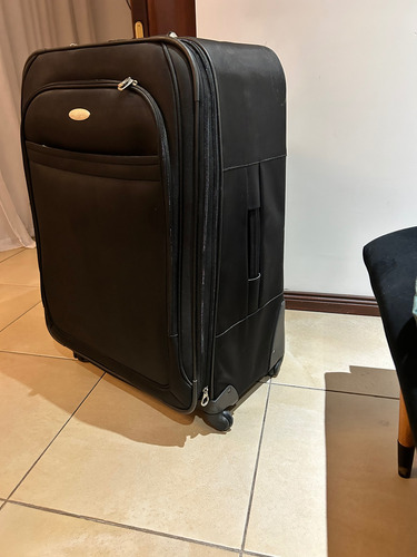 Valija Samsonite Grande Con Ruedas Negro Lisa