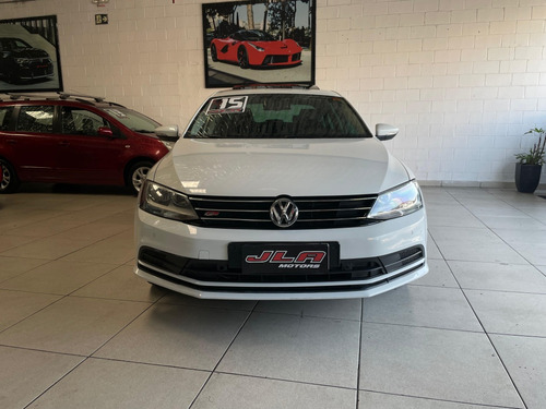 Volkswagen Jetta 2.0 Comfortline Flex Aut 4p