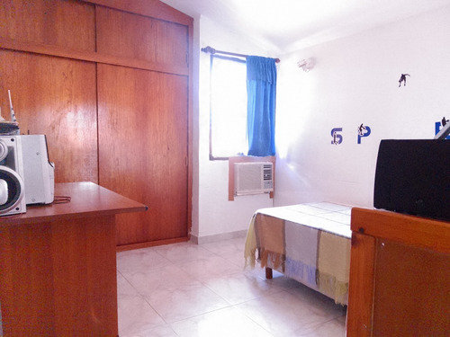 Imagen 14 de 18 de Acogedor Chalet En Los Portales Ii, Nueva Casarapa, Guarenas, Estado Miranda. Yh