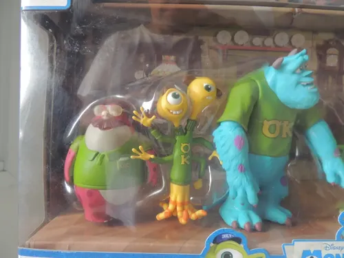 Universidade Monstro Monsters University Disney Pixar Novo