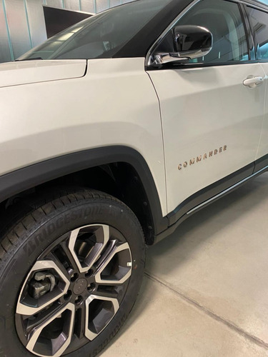Imagen 9 de 18 de Jeep Commander 2023 2.0 Td At9 4x4 Limited Plus