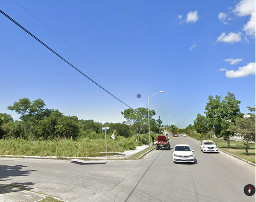 Imagen 2 de 2 de Terreno En Venta Sobre Avenida Y Que Da A Tres Calles