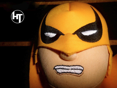 Imagen 2 de 5 de Marvel Comics, Iron Fist, Peluche, Original, 11 Pulgadas