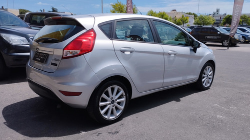 Ford Fiesta Kinetic 1.6 Se Carwestcaba