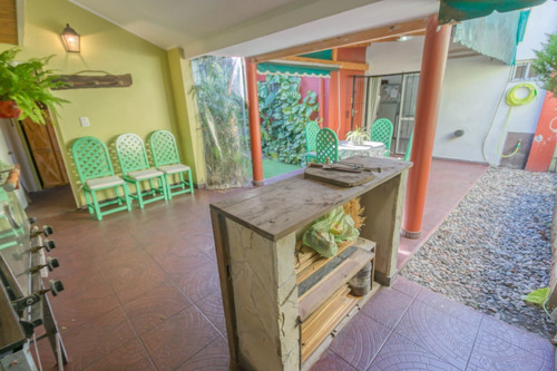 Imagen 24 de 30 de Casas Con Tres Dormitorios En Venta En La Plata