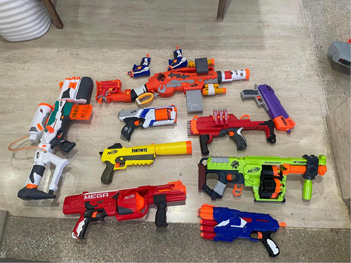 Pack Navideño De Pistolas Nerf