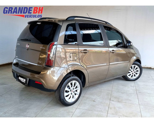 Imagem 3 de 12 de Fiat Idea Essence 1.6 16v E.torq (flex)
