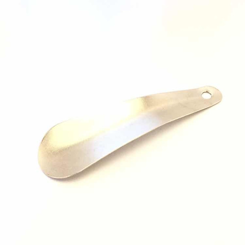 Imagen 2 de 6 de Calzador 19 Cm Metal Para Zapatos. Luciano Mdp