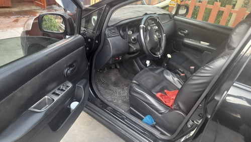 Imagen 22 de 25 de Nissan Tiida Tiida 1.6 2014