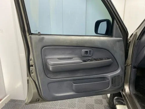 Toyota Hilux 2.4 Ex