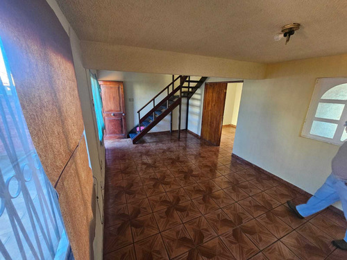 Arriendo Casa Central 3 D, 2 B, 1e, Patio (100676)
