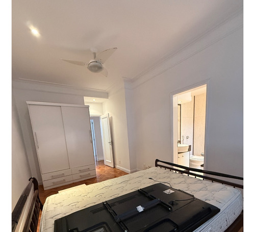 Amplo Apartamento Com Vista Para O Mar Em Copacabana 133 M², 3 Quartos E Conforto Total!