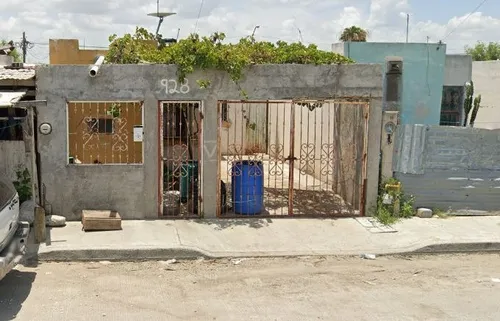 Sk16 - Casa En Remate Bancario En C. Articulo 8, Las Torres, Nuevo Laredo, Tamaulipas (65% Debajo Del Valor Comercial Solo Recurso Propio De Contado)
