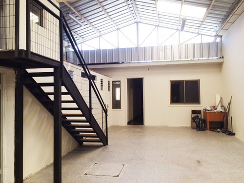 Oficinas Con Bodega