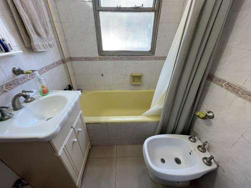 Imagen 15 de 15 de Departamento 2 Ambientes Con Cochera Y Baulera En Villa Ballester Centro