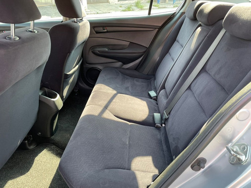 Imagem 7 de 10 de Honda City 1.5 Lx 16v 2013