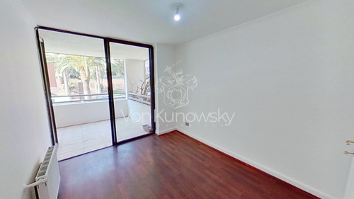 Departamento En Condominio Bosques De La Pirámide Huechuraba
