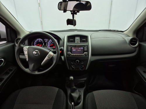 Nissan Versa 1.6 Advance