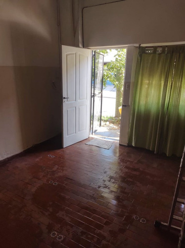 Venta De Galpon Con Dto.3 Ambientes Y Monoambiente