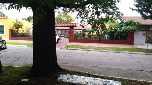 Imagen 11 de 30 de Venta Casa Lote 4 Amb Ezeiza A Refaccionar