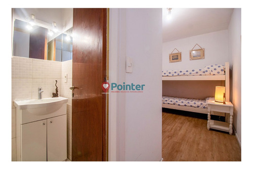 Casa En Venta - 5 Dormitorios Y Servicio - Playa Mansa - Punta Del Este