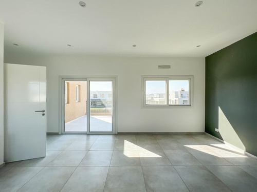 Imagen 18 de 28 de Casa En Alquiler - Barrio El Trébol - Haras De Santa María Escobar