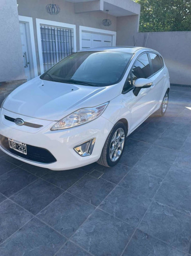 Ford Fiesta Kinetic Design 1.6 Design 120cv Titanium 2012