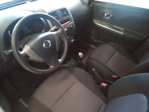 Nissan March 2015 1.0 12v S 5p