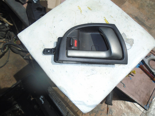 Imagen 1 de 2 de Vendo Manigueta Delantera Derecha De Hyundai Santa Fe, 2011