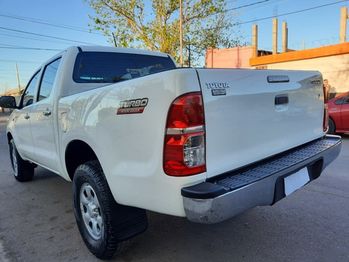 Imagen 18 de 19 de Toyota Hilux Dx 2.5 Doble Cabina