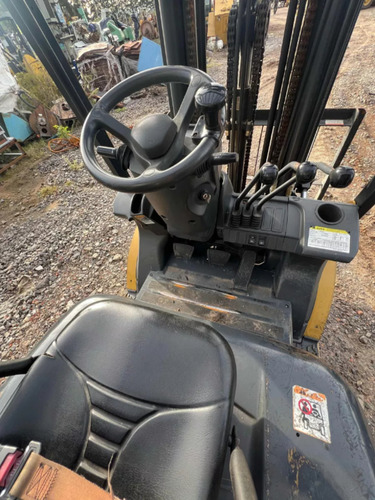Autoelevador Cat Gp25 2500kg Torre 6mts C/desp Año 2018