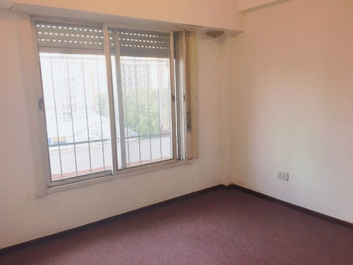 Imagen 2 de 7 de Departamento En Venta En Lanus Oeste