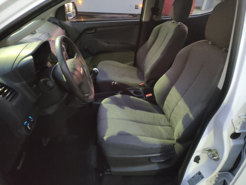 Imagen 12 de 15 de Chevrolet S10 2016 2.8 Cd 4x2 Ls Tdci 200cv