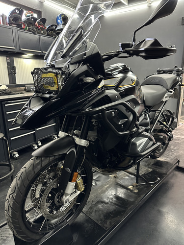 Gs 1250 Exclusive