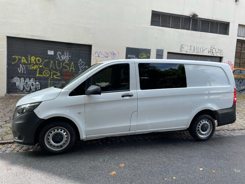 Mercedes Benz Vito 111 Cdi Furgón Mixto 4+1