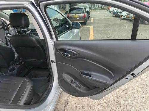Chevrolet Onix 1.4 Ltz 5 p