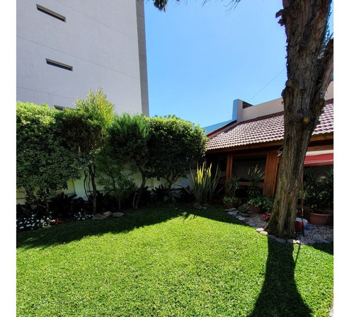 Imagen 21 de 30 de Venta Chalet Excelente - Lanús Centro
