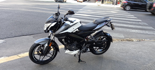 Bajaj Ruser 200 Ns