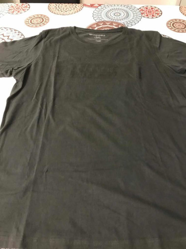 Remera Gris Oscuro Brooksfield