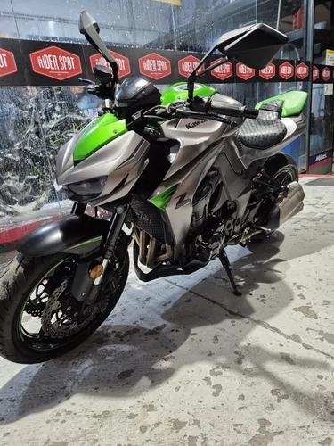 Kawasaki Z1000