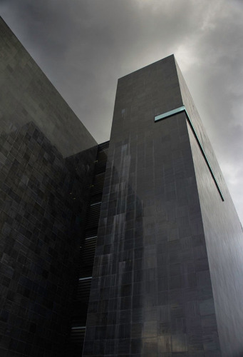 Imagen 21 de 21 de Oficina En Edificio Black, Un Icono En Mérida