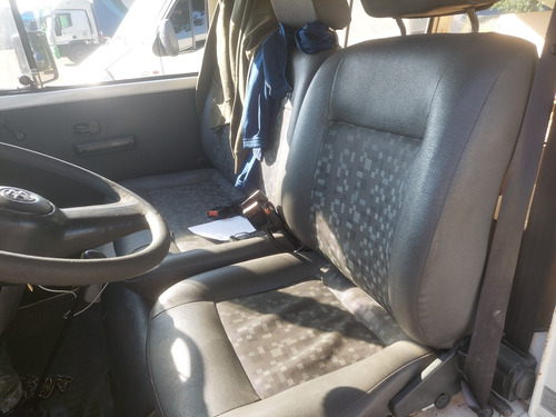 Volkswagen Kombi 1.4 Standard Total Flex 3p